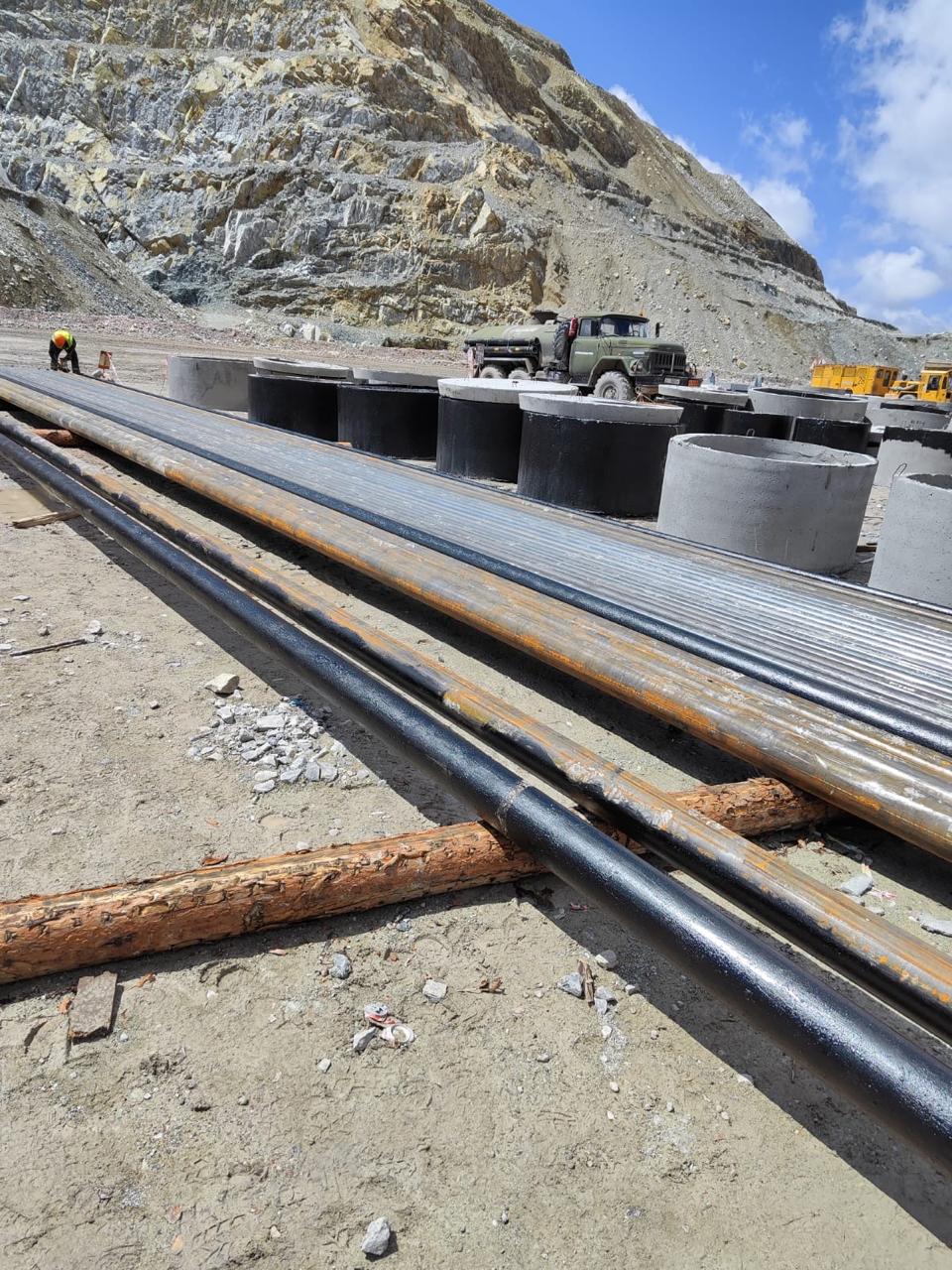 Строительство объектов очистных сооружений шахтных вод подземного рудника с инженерными сетями