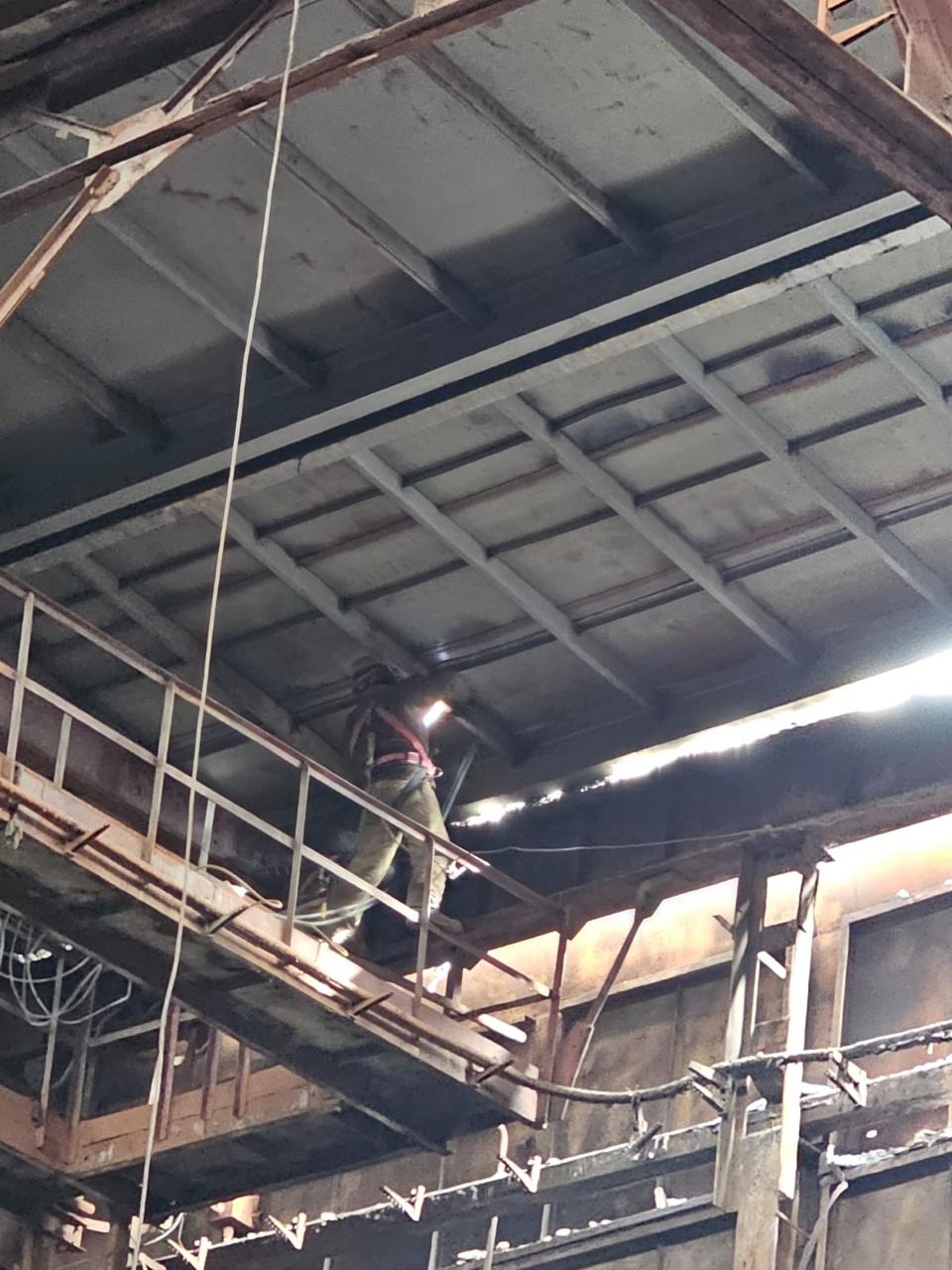 Капитальный ремонт по восстановлению несущей способности колонн, ферм и стенового ограждения