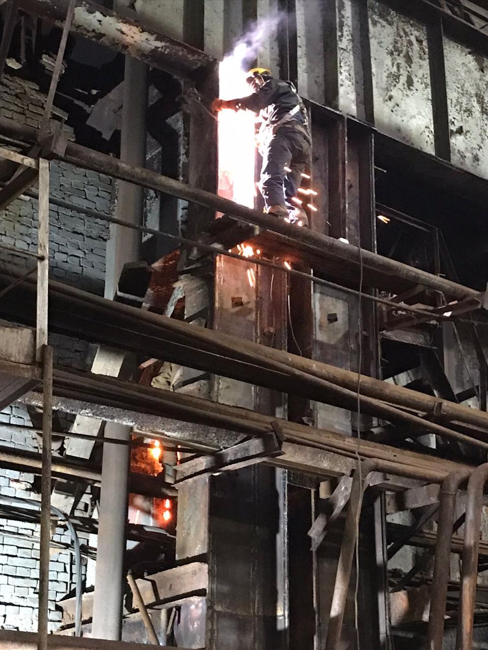 Капитальный ремонт по восстановлению несущей способности колонн, ферм и стенового ограждения